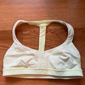 Lululemon sports bra size 6